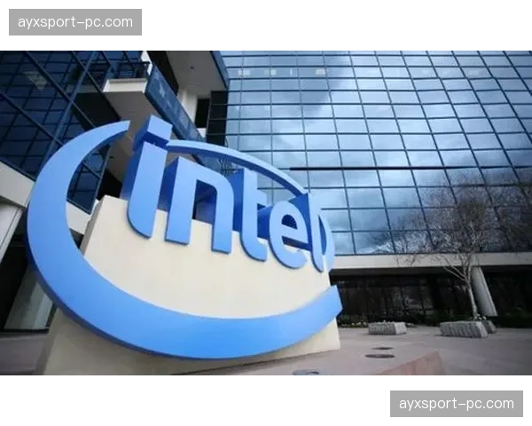 英特尔展示球场边缘计算新应用,可实现毫秒级多视角精彩镜头即时回放 英特尔展示球场边缘计算新应用,可实现毫秒级多视角精彩镜头即时回放